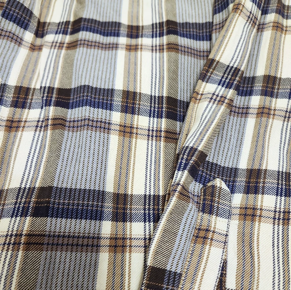 Mens button down - Picture 2 of 2